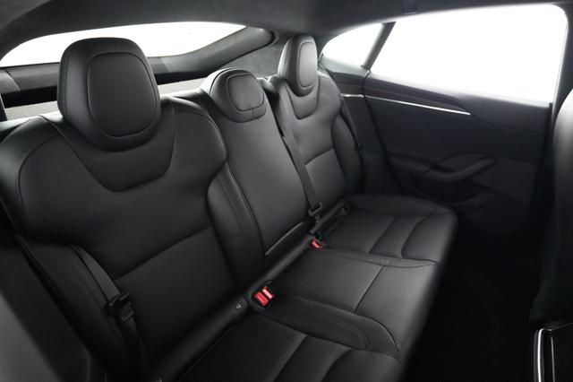 2023 Tesla Model S — photo 4 of 21