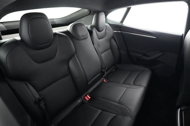 2023 Tesla Model S — photo 4 of 21