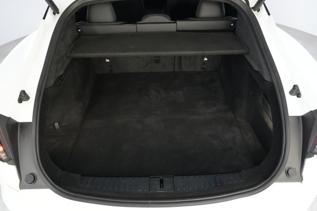 2023 Tesla Model S — photo 6 of 21
