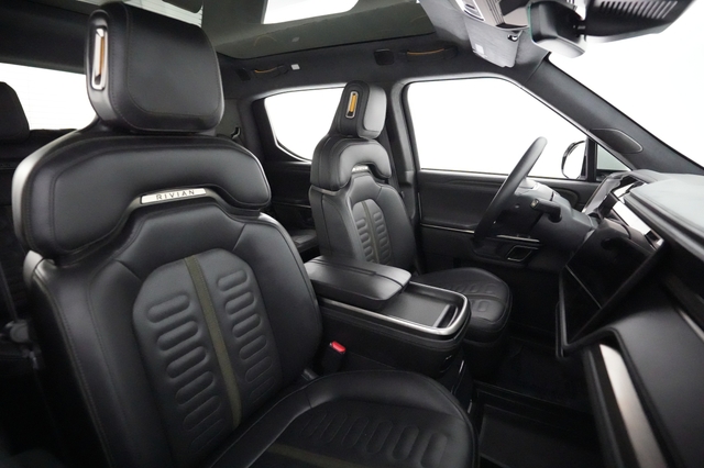 2023 Rivian R1T
