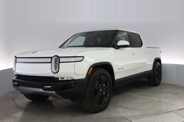 2023 Rivian R1T — VIN 7FCTGBAA4PN027737