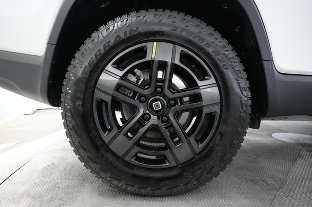 2023 Rivian R1T