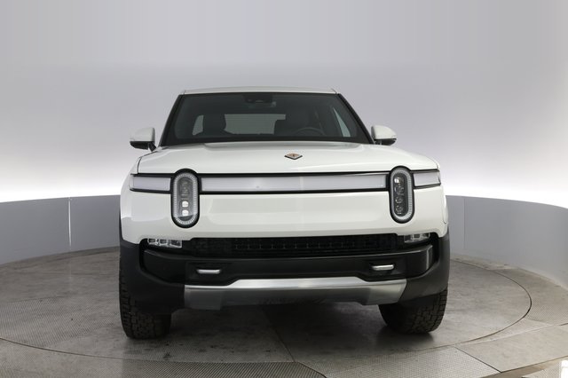 2023 Rivian R1T — photo 9 of 20