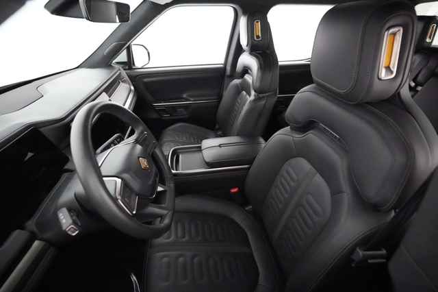 2023 Rivian R1T