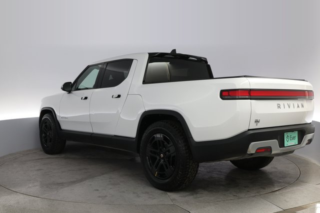 2023 Rivian R1T — photo 13 of 20