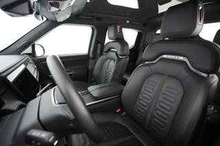 2023 Rivian R1T — photo 3 of 24