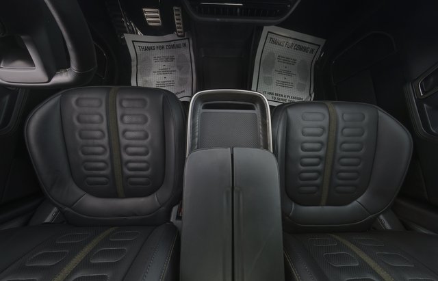 2023 Rivian R1T — photo 22 of 24