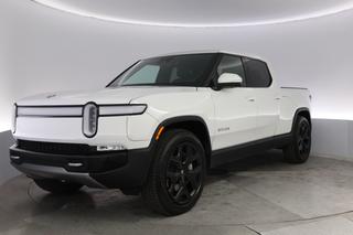 2023 Rivian R1T — VIN 7FCTGBAAXPN027774