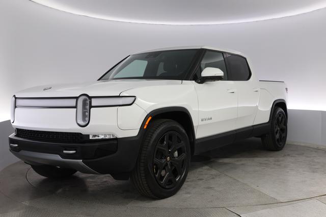 2023 Rivian R1T — VIN 7FCTGBAAXPN027774