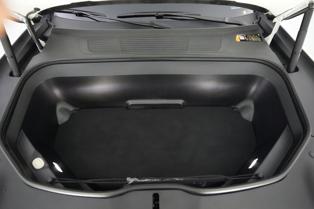 2023 Rivian R1T — photo 23 of 24