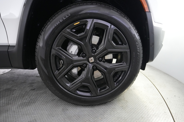 2023 Rivian R1T