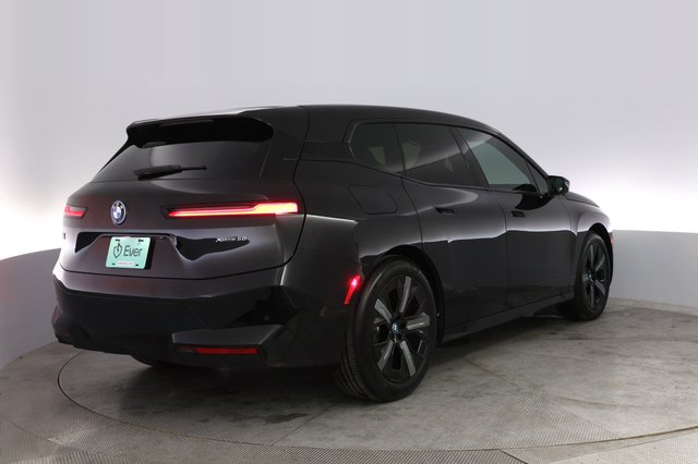 2023 BMW iX — photo 2 of 20