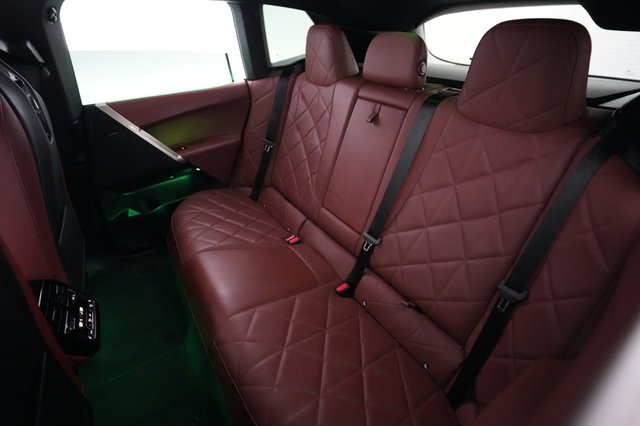 2023 BMW iX — photo 19 of 20
