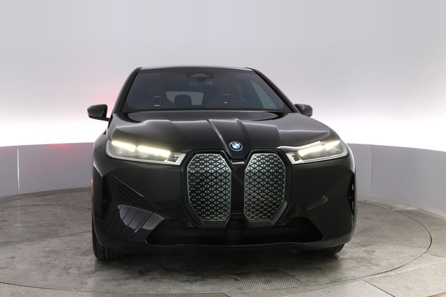 2023 BMW iX — photo 9 of 20