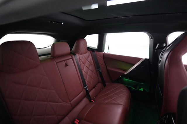 2023 BMW iX — photo 4 of 20