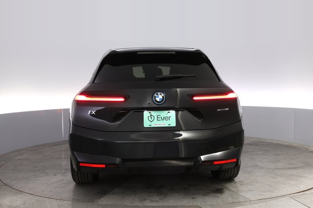 2023 BMW iX — photo 12 of 20