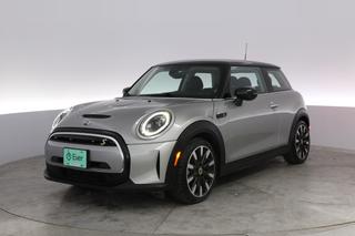 2024 MINI Cooper SE — VIN WMW13DJ0XR2V91213
