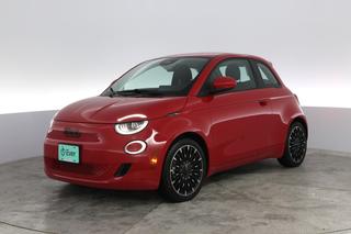 2024 Fiat 500e — VIN ZFAFFAA45RX213280