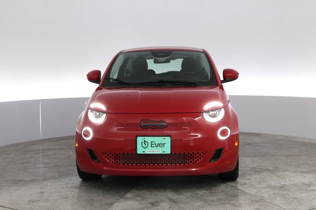 2024 Fiat 500e — photo 9 of 20