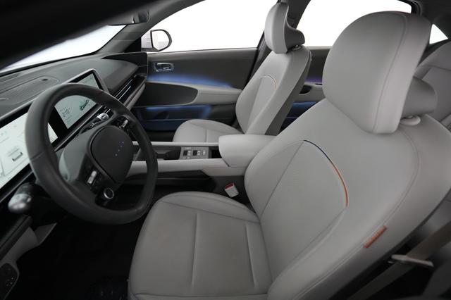 2024 Hyundai IONIQ 6 — photo 3 of 20