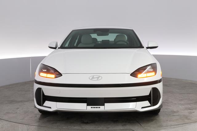2024 Hyundai IONIQ 6 — photo 9 of 20