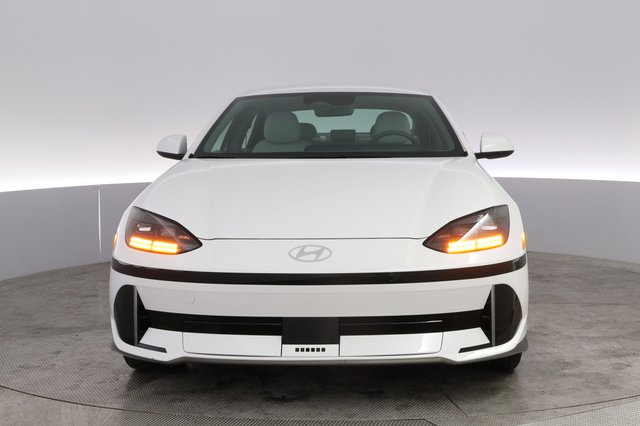 2024 Hyundai IONIQ 6 — photo 9 of 20