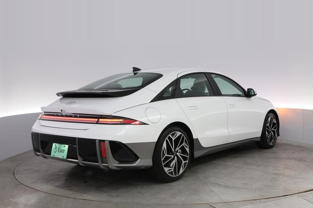 2024 Hyundai IONIQ 6 — photo 2 of 20