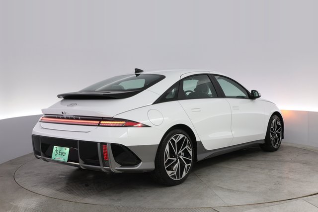 2024 Hyundai IONIQ 6 — photo 2 of 20