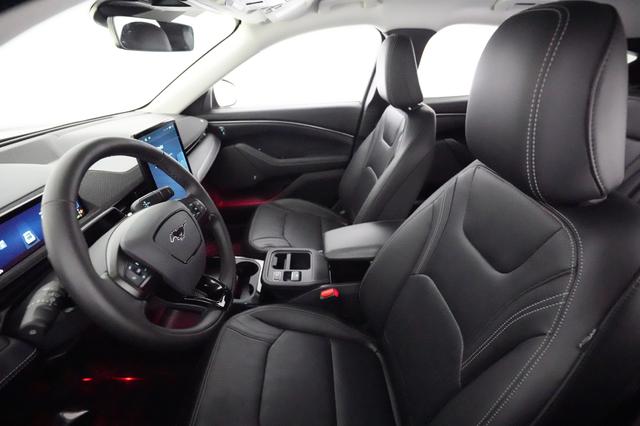 2025 Ford Mustang Mach-E — photo 3 of 20