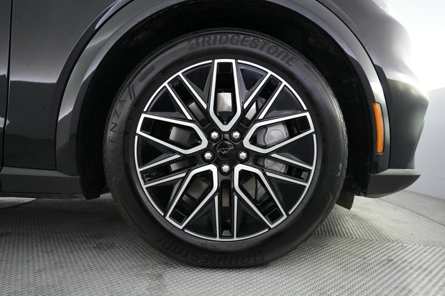 2025 Ford Mustang Mach-E — photo 15 of 20