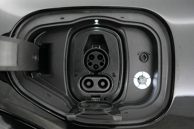 2025 Ford Mustang Mach-E — photo 8 of 20