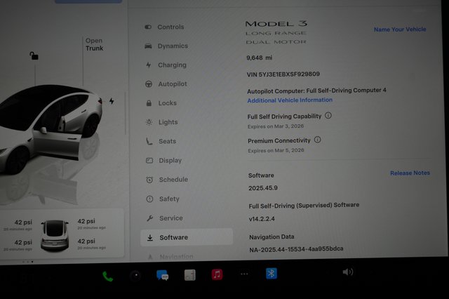2025 Tesla Model 3 — photo 5 of 21