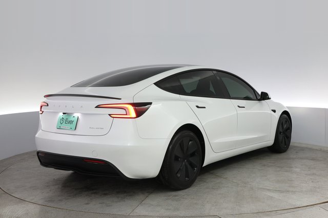 2025 Tesla Model 3 — photo 2 of 21