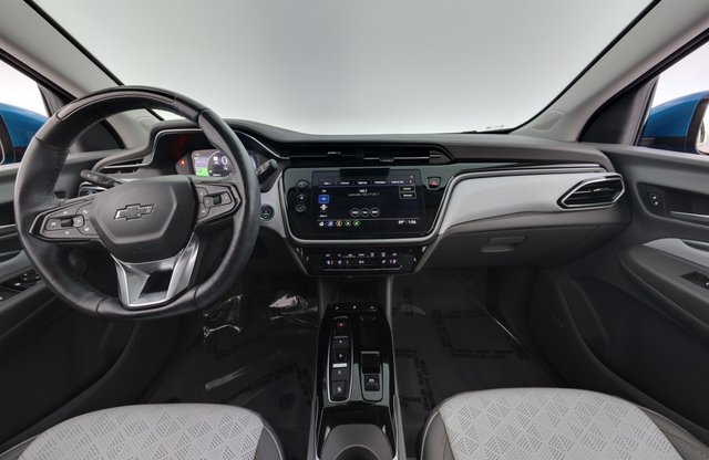 2023 Chevrolet Bolt EUV — photo 21 of 23