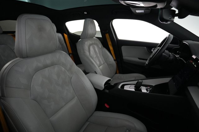 2023 Polestar 2 — photo 18 of 20