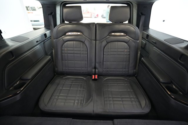 2025 Rivian R1S — photo 19 of 21