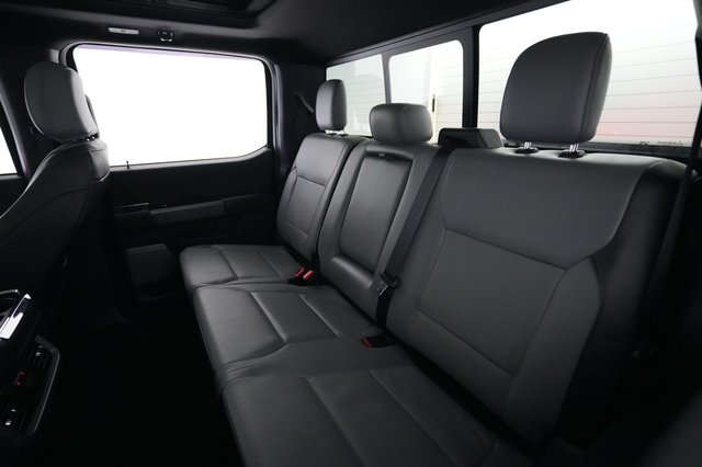 2022 Ford F-150 Lightning — photo 13 of 15