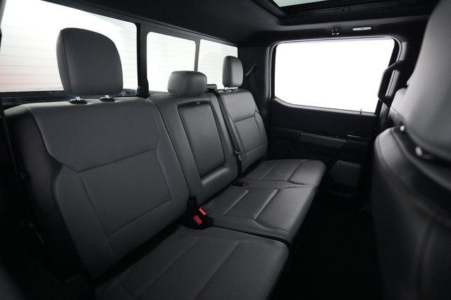 2022 Ford F-150 Lightning — photo 4 of 15
