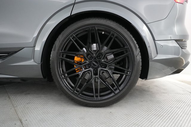 2022 Audi e-tron S Sportback — photo 7 of 25