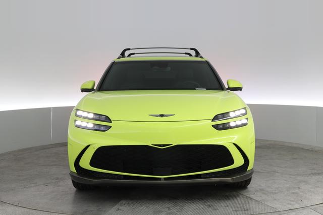 2023 Genesis GV60 — photo 9 of 21