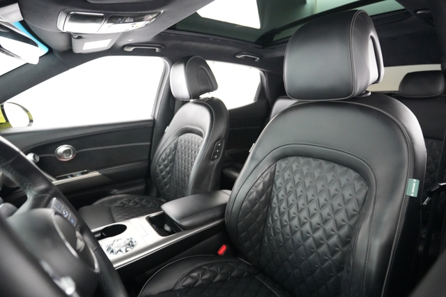 2023 Genesis GV60