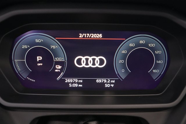 2023 Audi Q4 e-tron — photo 5 of 19