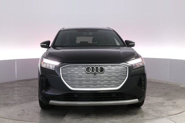 2023 Audi Q4 e-tron — photo 9 of 19
