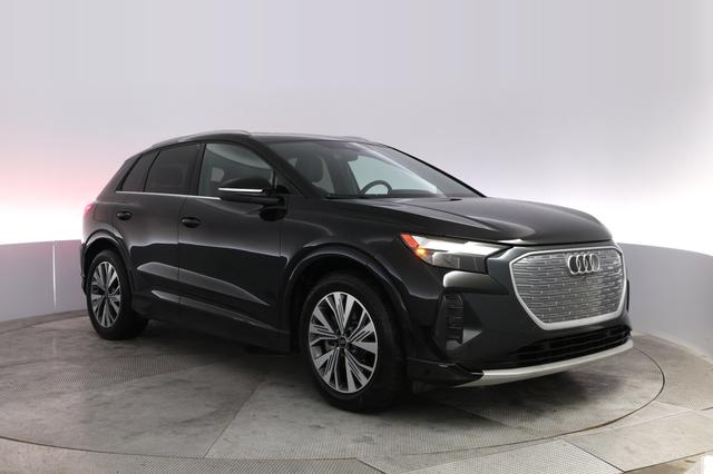 2023 Audi Q4 e-tron — photo 10 of 19