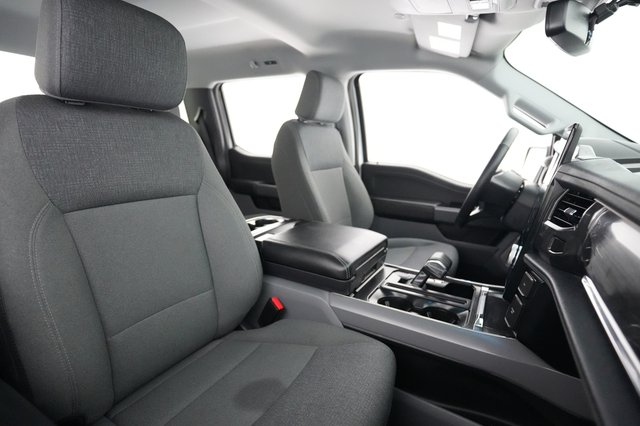 2024 Ford F-150 Lightning — photo 12 of 15