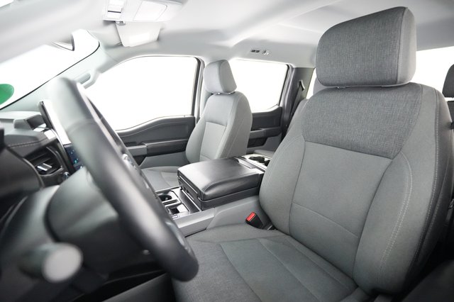 2024 Ford F-150 Lightning — photo 3 of 15
