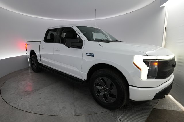 2024 Ford F-150 Lightning — VIN 1FT6W3L71RWG24838