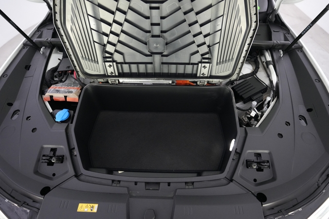 2024 Audi Q8 e-tron