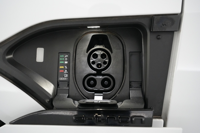 2024 Audi Q8 e-tron