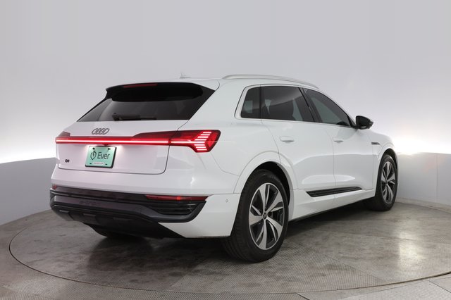 2024 Audi Q8 e-tron — photo 2 of 22